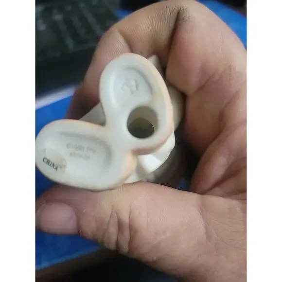 Precious Moments 1998 I’m Sending You a Merry Christmas 455628 Ornament - Picture 8 of 9